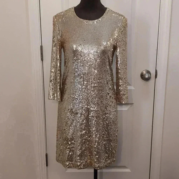 Tory Burch Dresses & Skirts - Tory Burch women's scoop neck knee length sequin dress